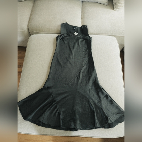 🪞▪️NWT Seamed Bias Club Monaco Dress olive green Size 2 retail $249 - Picture 8 of 8